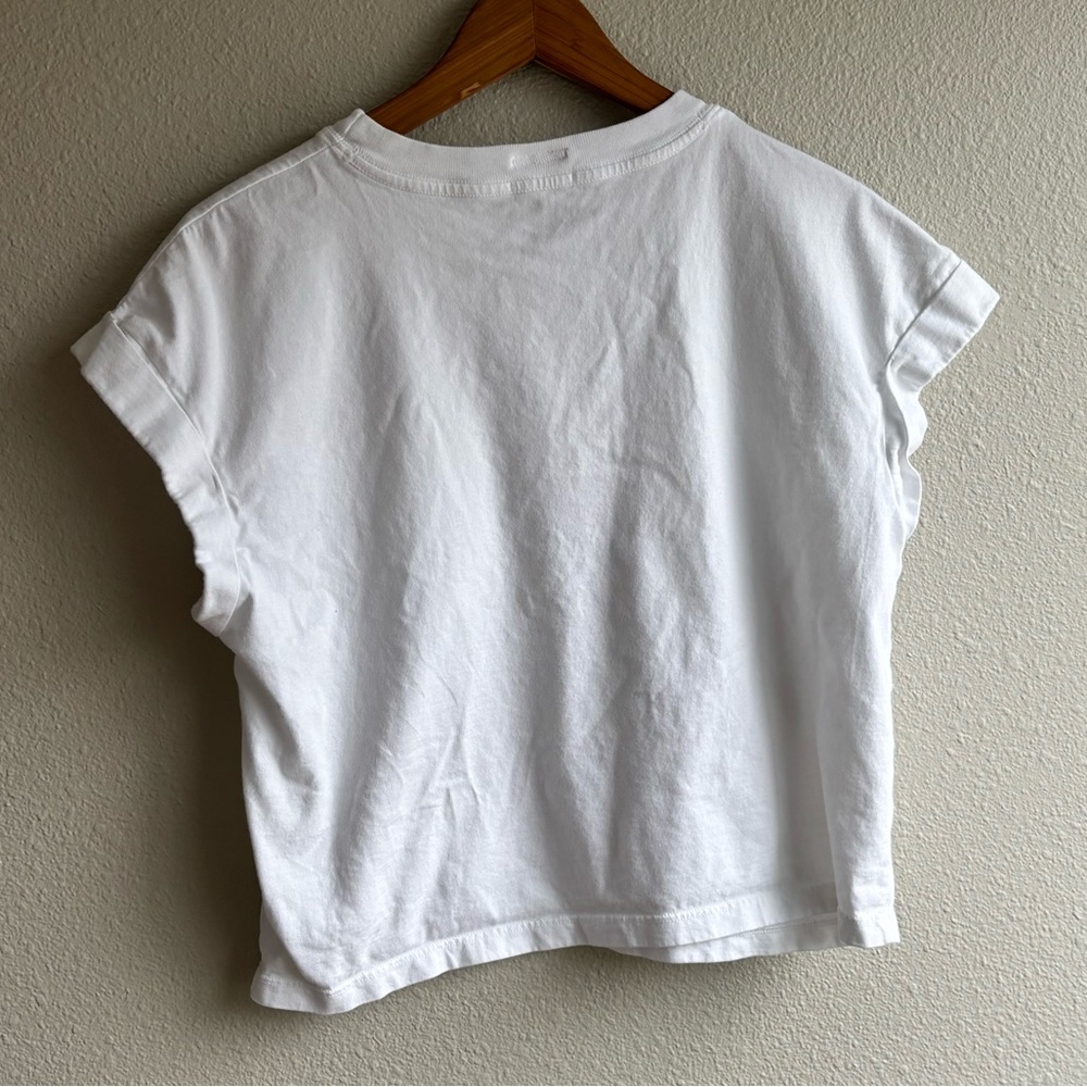 Classic White Boxy Pocket Tee - Picture 4 of 9